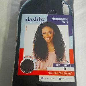 BNIB New Headband Wig - 1B Dashly